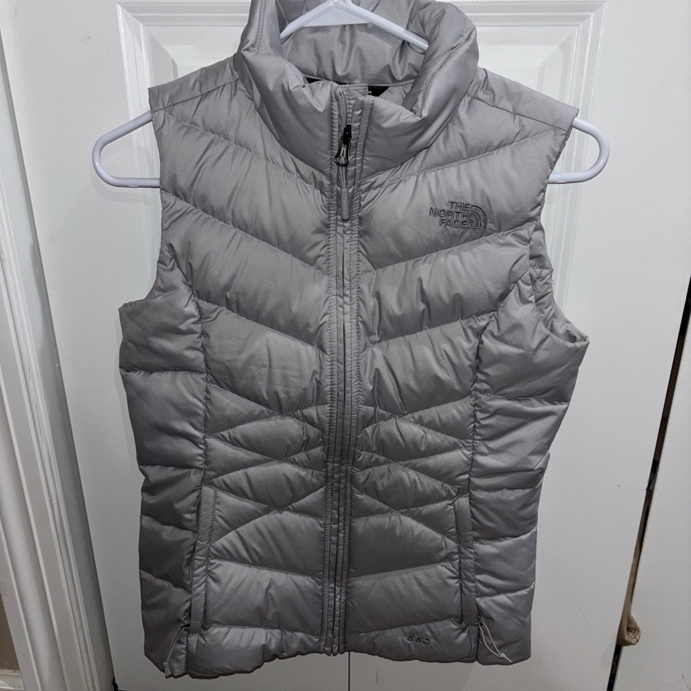 XS The North Face Women's Gray Puffer Vest